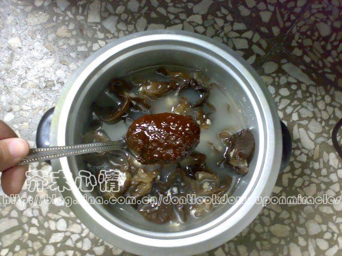 酱香黑木耳麦片粥步骤4