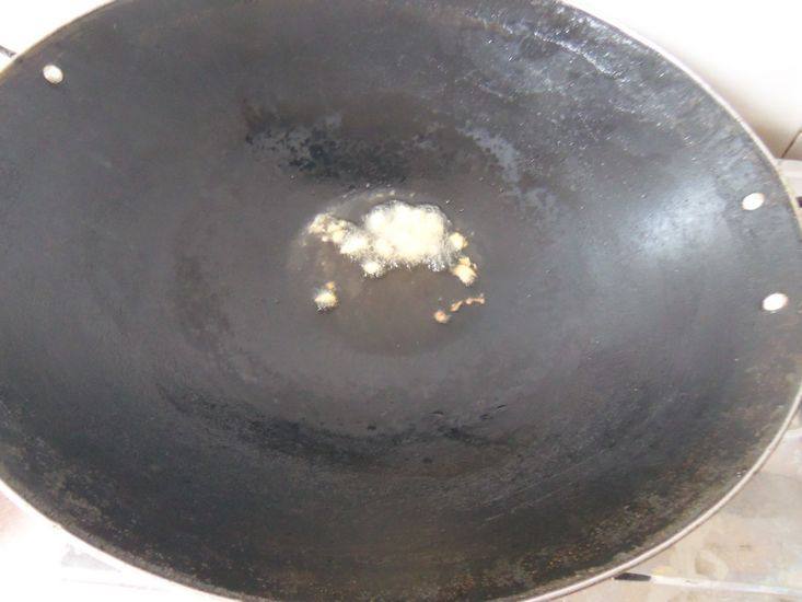 毛豆玉米炒肉丁步骤5