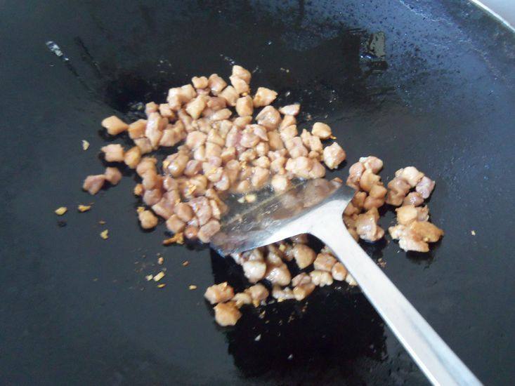 苦瓜酱肉丁步骤5