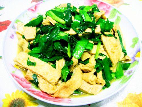 韭菜炒油豆腐步骤13