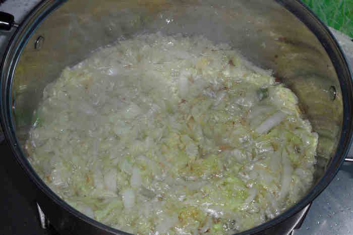 白菜豆腐粉丝煲步骤5