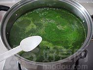 韭菜豆芽汤步骤6