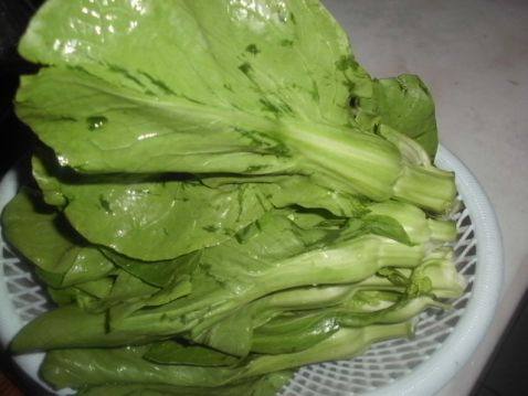 青菜柳炒香菇步骤1
