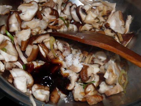 蚝油香菇油菜步骤3