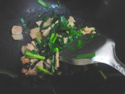 韭菜炒肉片步骤6