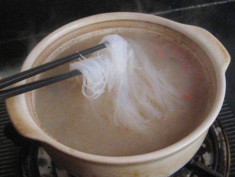 飞鸭胗粉丝煲步骤7