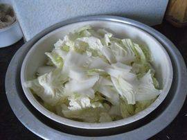 五花肉炒白菜片步骤2