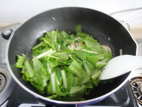 香菇小白菜步骤6