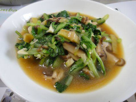 香菇小白菜步骤8