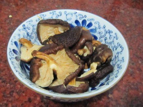 香菇豆角步骤2