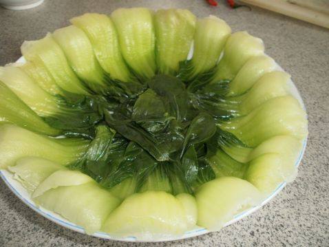 香菇扒油菜步骤4