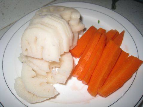 野菌炒时蔬步骤1