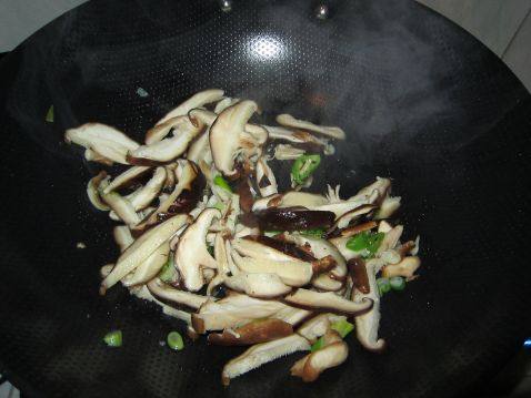 素炒两茹步骤3