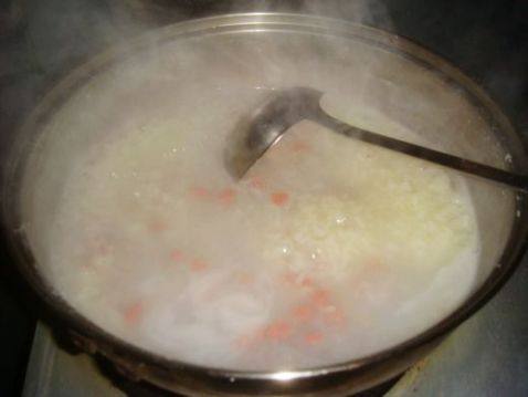 西芹火腿粥【春季养生步骤8
