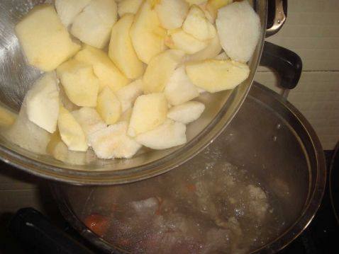 苹果雪梨瘦肉汤水步骤7