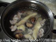 香菇春笋汤步骤9