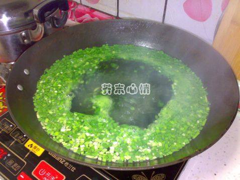 韭菜蛋花汤步骤2
