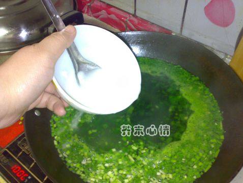 韭菜蛋花汤步骤3