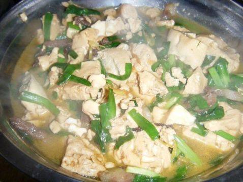 豆腐炒韭菜步骤7