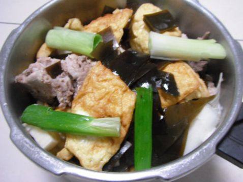海带藕片烧排骨步骤6