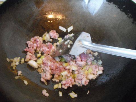 肉末油菜香菇步骤6