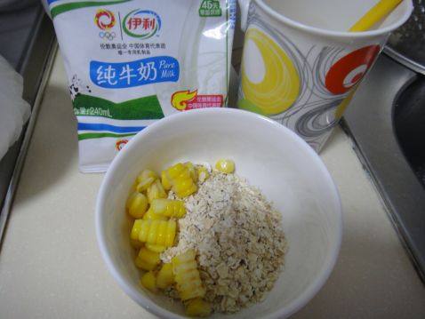 青豆玉米麦片粥步骤2
