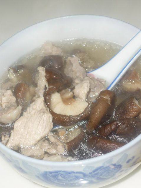 香菇瘦肉汤步骤7