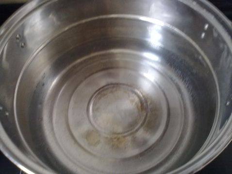 麦片玉米红枣粥步骤1