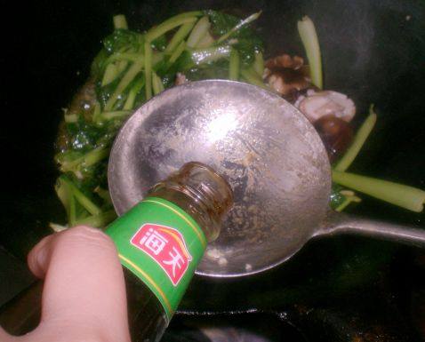蚝油青菜香菇步骤5