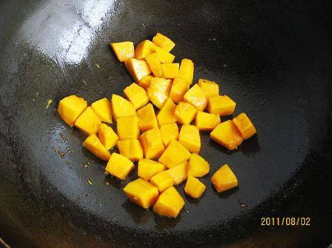 火龙果南瓜船步骤3