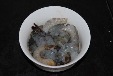 香菇鲜虾粥步骤2