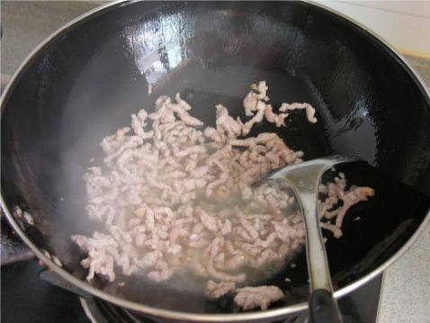 香干芹菜肉丝步骤5