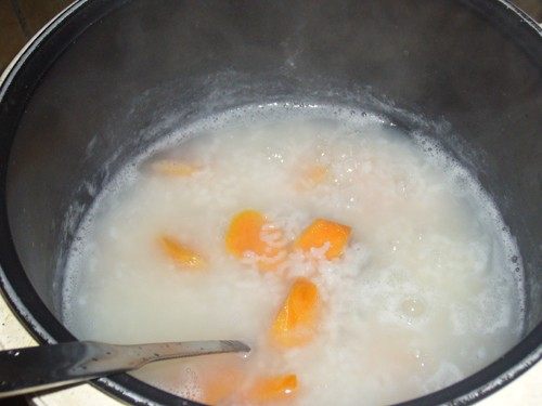 大米红薯粥步骤5
