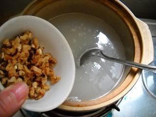 早餐之芹菜香菇粥步骤4