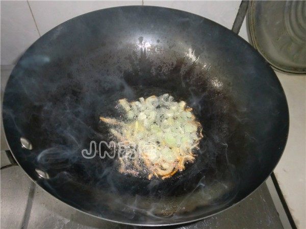 蚝油香菇油菜苔步骤5