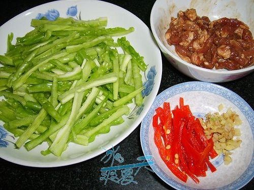苦瓜肉丝步骤1