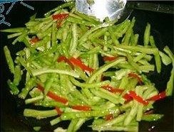 苦瓜肉丝步骤4
