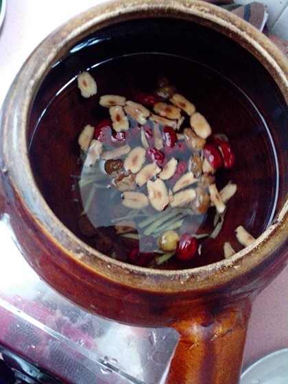 红枣桂圆姜茶步骤3