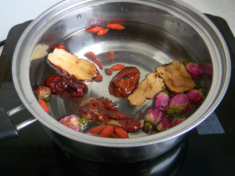 红枣玫瑰茶步骤5