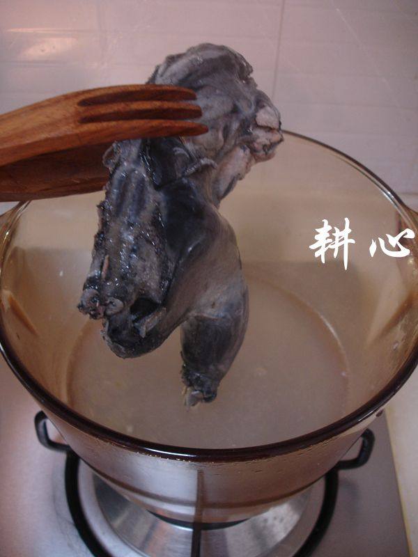 当归乌鸡汤步骤3
