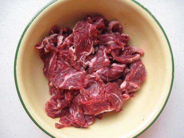 香辣孜然牛肉步骤1
