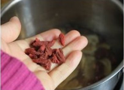 当归生姜红枣红糖茶步骤4