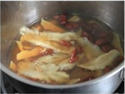 当归生姜红枣红糖茶步骤5
