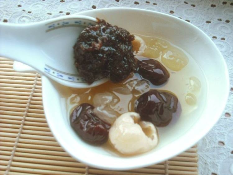 雪莲子龙眼玫瑰甜羹步骤10