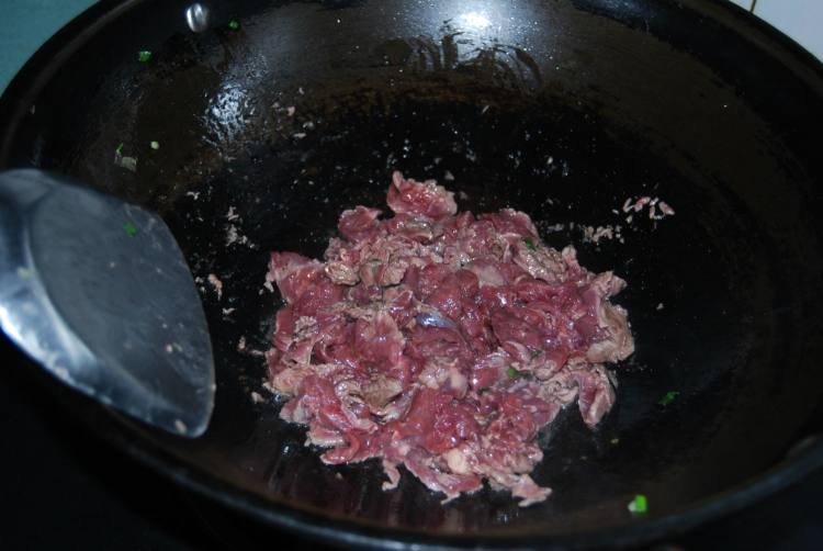芥兰炒牛肉步骤3