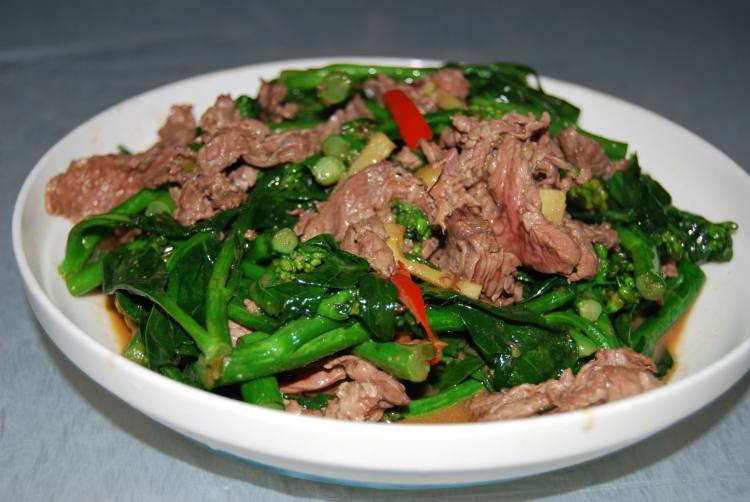 芥兰炒牛肉步骤7