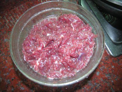 番茄炒牛肉步骤1