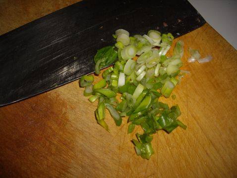 牛肉丸菠菜汤步骤2