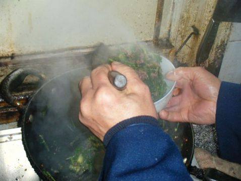 香菜炒牛肉步骤4