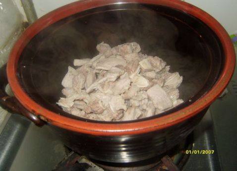 牛肉煲步骤3